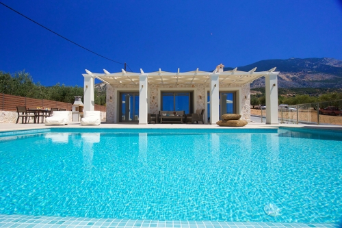 VILLA KALLI  - Luxury villa with sea views in Trapezaki Kefalonia (2)